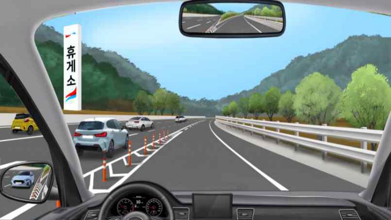 Bạn đã nghỉ ở trạm dừng nghỉ đường cao tốc và đang định nhập vào đường cao tốc. 2 cách lái xe an toàn nhất là gì?